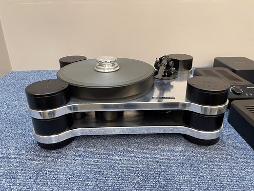 SME Debuts New "Flagship" Model 60 Turntable With New Model VA Polymer Tonearm