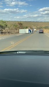 8.2K views · 122 reactions | ALERTA AOS MOTORISTA!! Recebemos esse vídeo agora 16h12, desta terça -feira 16/08 de um seguidor que registrou esse acidente no trecho Cidade Ocidental GO X Brasília DF, logo após o clube Águas Correntes Park. Ainda não temos as informações da causa. | Radar Ocidental | Facebook