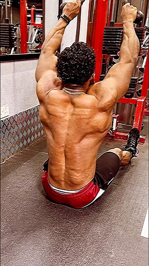 . . . . . . . . . . . . #samtrainer #personaltrainer #bodybuingcoach #bodybuilder #shredding #muscle #gymlife #bestbeast #gymtrainer #competition #gymlifestyle #gymaddict #veins #veinspoppin #reeltoreel #reelkarofeelkaro #reelit #reelsviral #reelsviralvideo #reelsinstagram #reelindiaoffical #reeindia #reelworld #reellife #SHARJAHUAE #dubai #india | Samfitness.fb