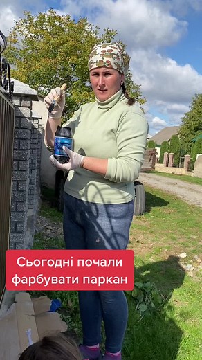 Painting a Fence: Step-by-Step Guide