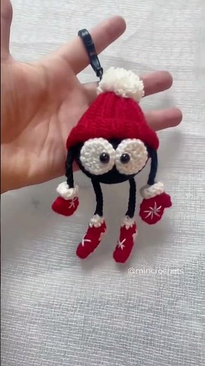 i swear he’s judging me with those eyes 👀🎄 #crochettok