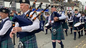38K views · 1.3K reactions | A kilt, a tune, and a misty Scottish morning — pure magic ✨ . . . . #Bagpipes #Kilts #marchingband #piper #pipeband #HighlandGames #HighlandPipes #BagpipePride #BagpipeTradition #pipebandlife #bagpipeband #kilted #bestchallenge #100kgchallenge #selfcare #moodchallengemoodchallenge #photography #photographychallenge #trending #love #music #aussie #australia | Australia Highland Gathering | Facebook