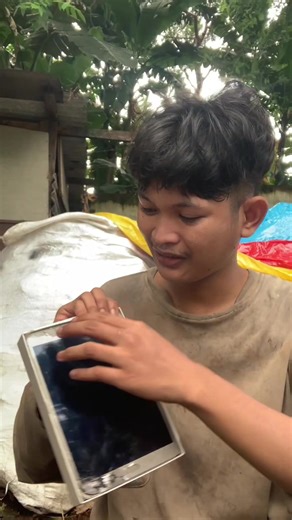 Keseruan Unboxing Samsung Tab yang Menggoda