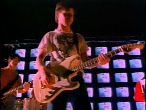 Pseudo Echo - Listening (87)