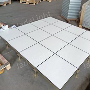 [Hot Item] Anti Static Elevated Flooring/Raised Flooring/PVC Flooring Suitable for Data Centers/Computer Rooms