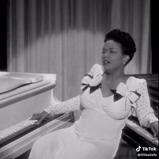 Hazel Scott plays 2 grand pianos at once in ‘The Heats On’ (1943)🎹 #oldhollywood #scene #movie #iconic #hazelscott #piano #film #fyp #1940sfashion #queen #vintage #beauty #oldhollywoodglam #pianist #oldisgold #oldmusic #foryoupage #1950sfashion #glamour #vintagefashion #ellafitzgerald #jazz #goldenage #1960sfashion #grandpiano #oneinamillion