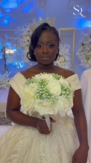 Reel idea for a bride 👰 Check it out and create it on your wedding day ❤️ #ibomweddings #ibombride #akwaibomweddings #akwaibombride #bellanaija #asoebistyles #asoebibellanaija #asoebiguest #bellanaijaweddings #weddingguest #asoebibella #bellanaija #asoebistyles #asoebibellanaija #asoebiguest #bellanaijaweddings #wedding #weddingdress #weddingguest #asoebibella | Akwa Ibom Wedding