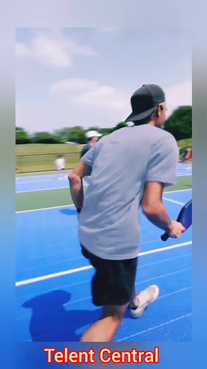 7.4K views · 93 reactions | Best Magic Trick Reaction 勞#magictrick #reelsfbシ | ᴛᴀʟᴇɴᴛ Cᴇɴᴛʀᴀʟ | Facebook