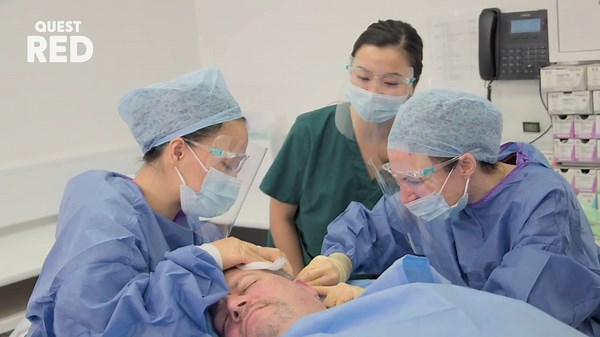 Man's 20-year-old giant cyst explodes during surgery