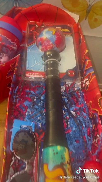 Custom Letter 'M' Gift Box for Special Occasions