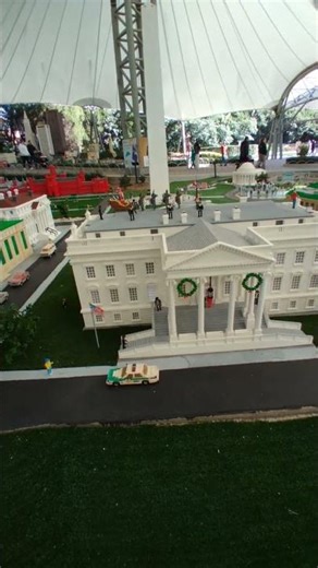 2025 Secret Service Arrest Santa Claus At The White House!
