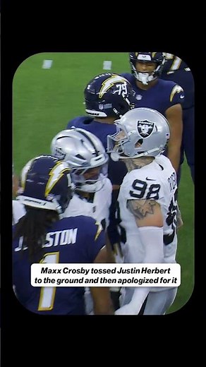 Maxx Crosby throws Justin Herbert to the ground 😳 #football #nfl #chargers #raiders