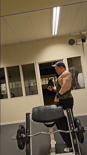 Massive Upper Body Pump - Bodybuilding/Powerliftning
