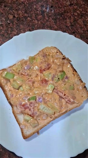 veg sandwich #food #foodie #breakfastrecipes #rubyskitchenn