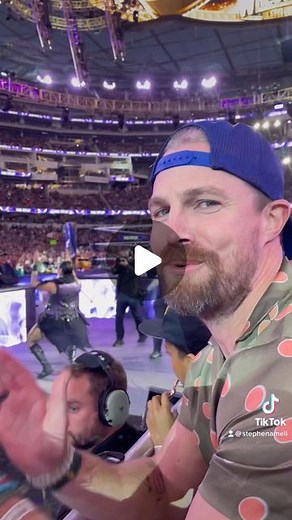 Stephen Amell on Instagram: "Saturday night was pretty good."