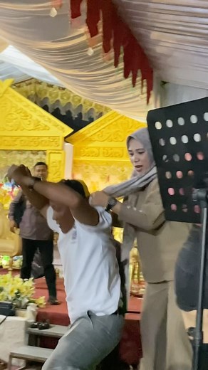 3.7K views · 10K reactions | Terciduk gara-gara Pak RT ! #fyp #komedi #ngakak #lucu | Ical Popeye | Facebook