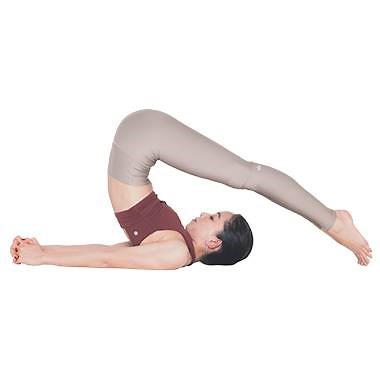 鋤のポーズ（ハラーサナ）の効果とやり方を解説(Plow Pose) | ヨガジャーナルオンライン