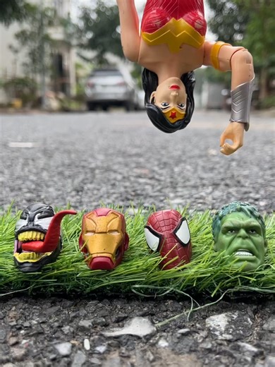 Superhero Mask Collection: Hulk, Spiderman, Ironman & Venom