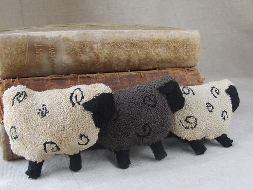 Primitive Sheep Punch Needle Kit: Folk Art Pattern - Etsy