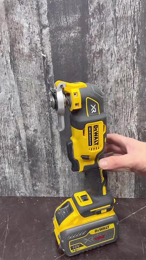 2.4M views · 4K reactions | Little Tricks #tip #tips #lifehack #lifehack #stye #reels #shorts #wood #woodworking #handmade #design #art #woodwork #carpenter #woodart #interiordesign #homedecor #furniture #home #diy #decor #carpentry #ToolTips3 #tool_tips #tooltips #tools #creative #fy #tricks | Tool_Tips | Facebook