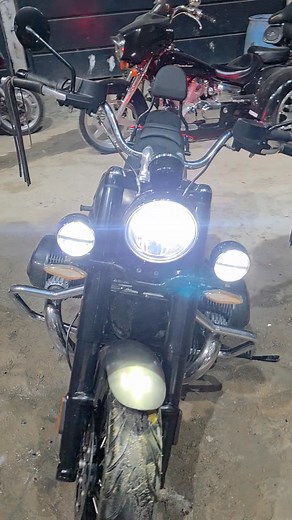 Bmw R18 año 2023 Remate !!!! $220 mil pesos Titulo limpio Pedimento a1 factura a tu nombre 9 mil millas 33 3451 8240 | Goldwing Gdl