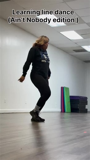 Closing out 2025 myself and @G-Nerd want to give a huge thank you to all the followers we've gained over the course of us doing these videos rather you were getting a good laugh out of them or actually learning each line dance I've taught... truly thank y'all for the continued support!!! Here's a new one to get y'all ready for those New Year Eve parties 🎉 and 2026! Chaka Khan