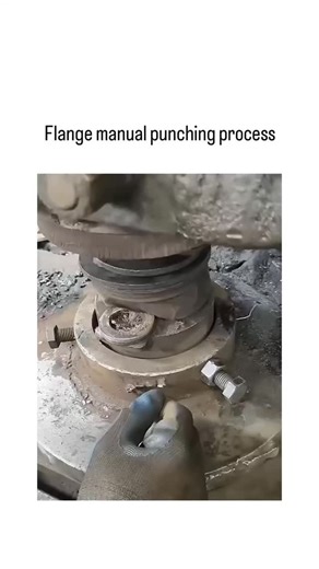 mr2m on Instagram: "The video demonstrates a manual punching technique for creating precise bolt holes in a metal flange using a hammer, punch tool, and marked positions, resulting in a clean circular pattern on a steel disc. Posted on January 2, 2026, by Indonesian user @dian_arifiya , it quickly gained 102 likes and 78 replies, with commenters in Indonesian expressing awe at the method's simplicity and effectiveness. This traditional metalworking process, common in small-scale fabrication, avo