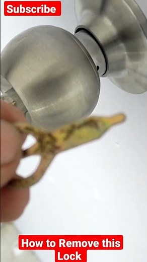 How to remove round Lock