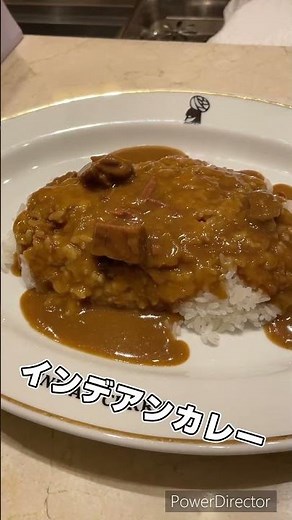 インデアンカレーはかなりスパイシーでなかなかの辛口で旨い😋