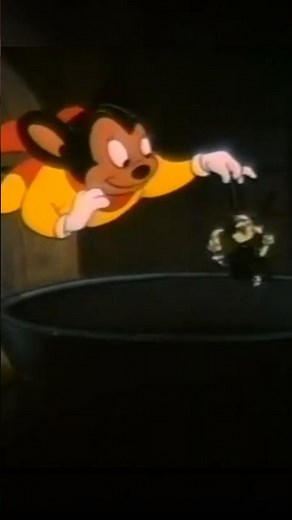 Mighty Mouse witch #shrinkingwoman #shrinking