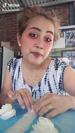 Ayu Arisandhi on TikTok