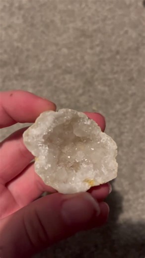 Cracked open 3 Quartz geodes! (I didn't find them, I just cracked them open) #crystals #geode