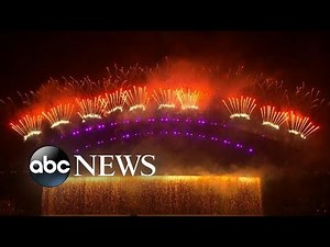 Fireworks in Australia for the beginning of 2020 l ABC News