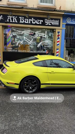 Special Treatment for Clients at Maidenhead Barber