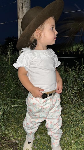 Talabarteria ElCencerro on Instagram: "LOS ESPERAMOS A PARTIR DE HOY POR NUESTRO STAND!! 🙌🏻🤭🩷🤩"