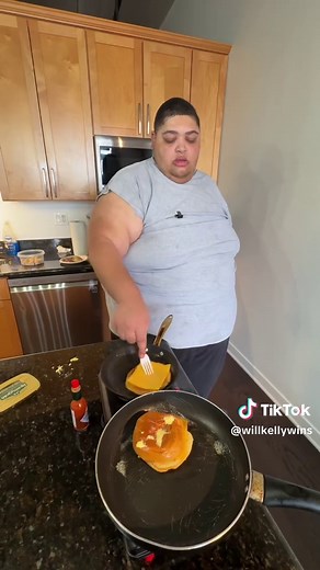 600 lb Grilled Cheese Mukbang