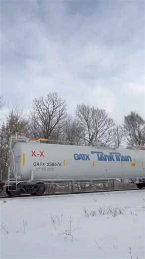 Cn eb cn M396 with GATX tanktrain January 22,2025