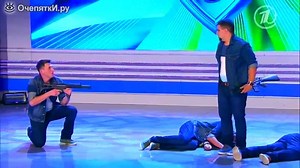 Неопытный ОМОН на задании