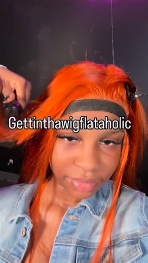 NJ/NYC HAIRSTYLIST💕 on Instagram: "Ion play I get down you see the finger grip on the hot comb💀 #reels#nychairstylist#njhairstylist#wig"