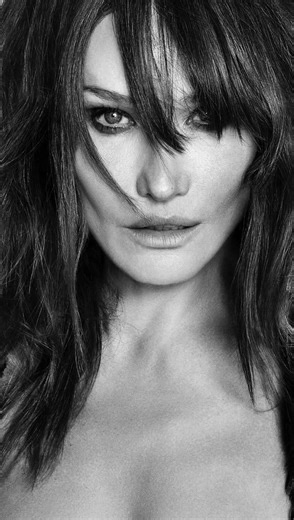 𝙲𝚊𝚛𝚕𝚊 𝙱𝚛𝚞𝚗𝚒 𝚖’𝚊 𝚍𝚒𝚝 on Instagram: "✨🥂 Libérez-vous en 2026 🥂✨ John Galliano @johngallianoofficial S/S 1995 John Galliano S/S 1994 Christian Dior @dior F/W 1997 Todd Oldham @toddoldham S/S 1995 Anna Sui @annasui S/S 1994 John Galliano S/S 1994 Gianni Versace @versace S/S 1992 Calvin Klein @calvinklein F/W 1992 Donna Karan @donnakaran S/S 1996 Dolce Gabbana @dolcegabbana S/S 1995 Balmain @balmain @olivier_rousteing S/S 2022 Victoria’s Secret Fashion Show @victoriassecret 2024 Prad