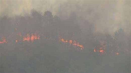 Massive fire blocks major highway in New Jersey