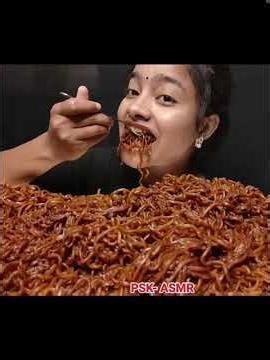 black bean noodles #recipe #mukbang #artculinaire #eatingsounds #food #homecuisine #eatingshow
