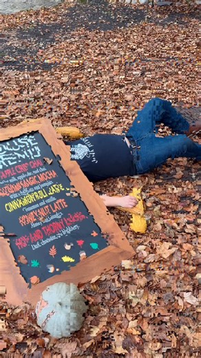 🥶☕️🎃 This case has gone cold, and the only hot tip we have is that a SECOND Fall House Specials board has deliciously contaminated the crime scene. Ian should have followed the flavor clues better—maybe he wouldn’t have fallen. Did you catch all the clues our criminal on the loose left? Case closed. Until next year…👀 #Fall #New #Coffee #Chai #Mocha #Latte #Mystery #PumpkinHead #Detective #CrimeScene #JavaRiver | Java River Coffee Shop