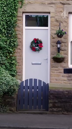 What a perfect Christmas addition this puppy is 😍 | Channel 4