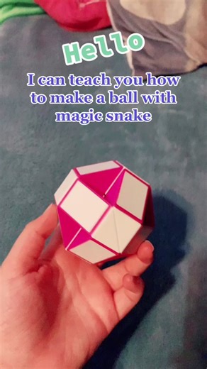 Learn to Create a Geometric Puzzle Ball Tutorial