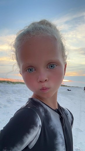 Eseniia and new friend:)))) @Marina Mikheeva @Mikheev Family @Netflix @Freeform @Jennifer Hudson Show @Disney #fypシ #esenya_miss #mikheevdancefamily