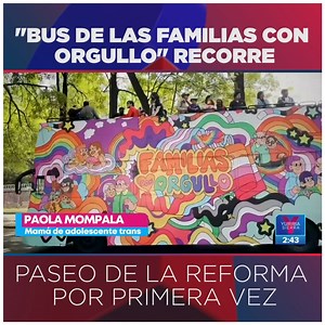 Este sábado 1 de octubre circuló por primera vez sobre la Av. Paseo de la Reforma el "Bus de las familias con orgullo", un autobús del amor. | Imagen Televisión