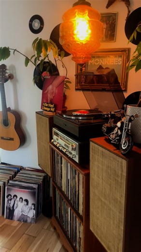 The Vinyl Lounge Mtl on Instagram: "Loverboy « Live » at Ottawa Hard Rock Hotel & Casino, it’s gonna be amazing 🎸🎶🤘🏼 . #loverboy #ottawa #liveshow #livemusic #thevinylloungemtl @Live Nation Canada"