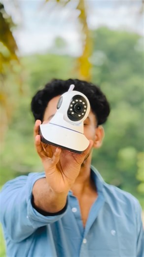 Shaaan on Instagram: "Best Budget CCTV 🔥😱 . . . #tech #cctv"