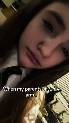 💖𝐜𝐢𝐫𝐜𝐞💖 (@pigtransformer)’s videos with js look at me the same - Oscar Kalid